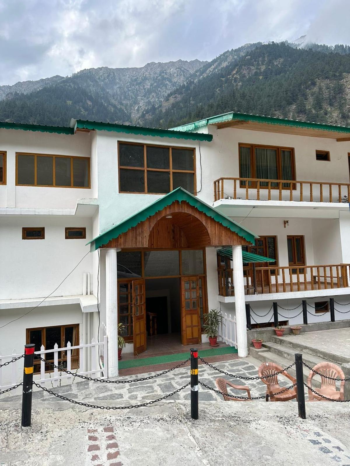 Отель Prakriti-The Retreat Harsil Экстерьер фото