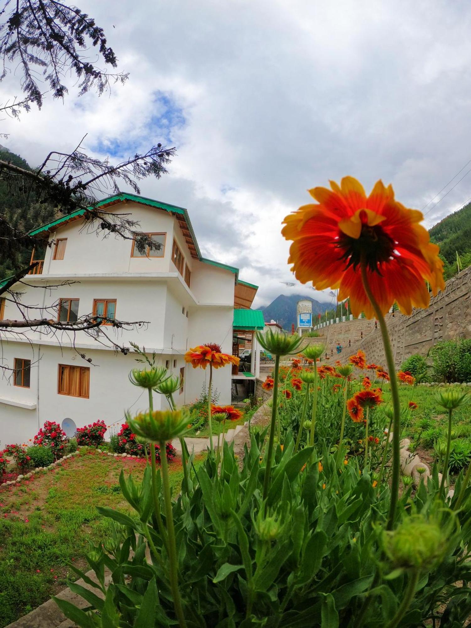 Отель Prakriti-The Retreat Harsil Экстерьер фото